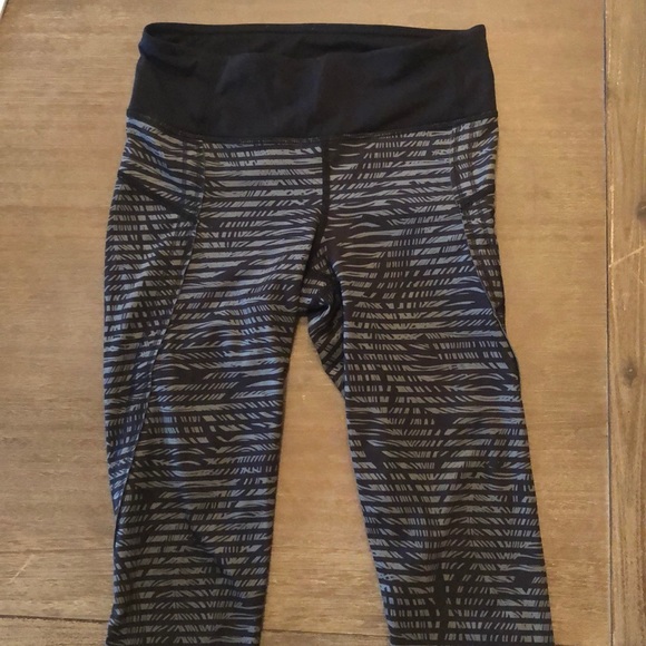 NWOT Lululemon striped leggings - Picture 2 of 3